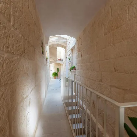 Via Cota 24 לצ'ה